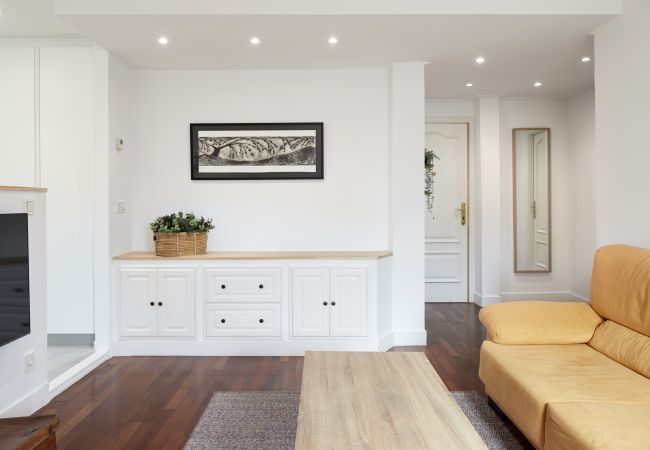 Apartamento en San Sebastián/Donostia - Always Easy I San Martin Apartamento en San Sebastián/Donostia - Always Easy I San Martin