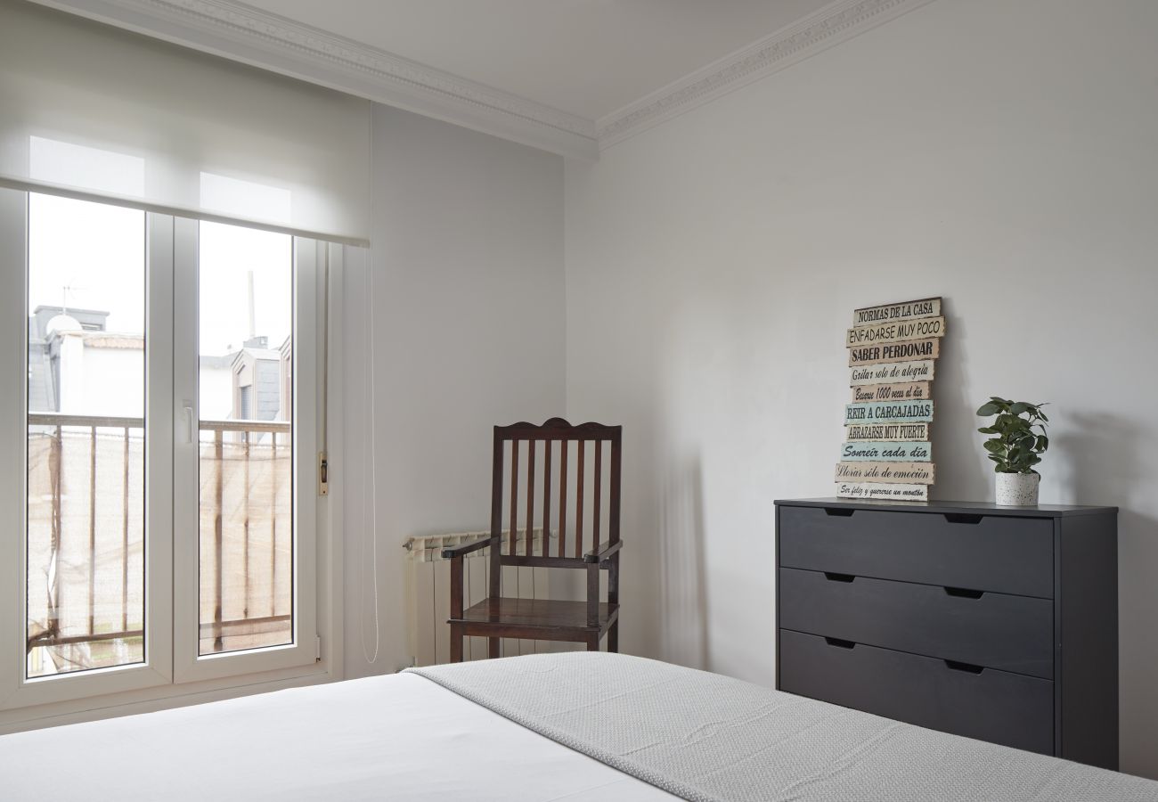 Apartment in San Sebastián - Always Easy I San Martin