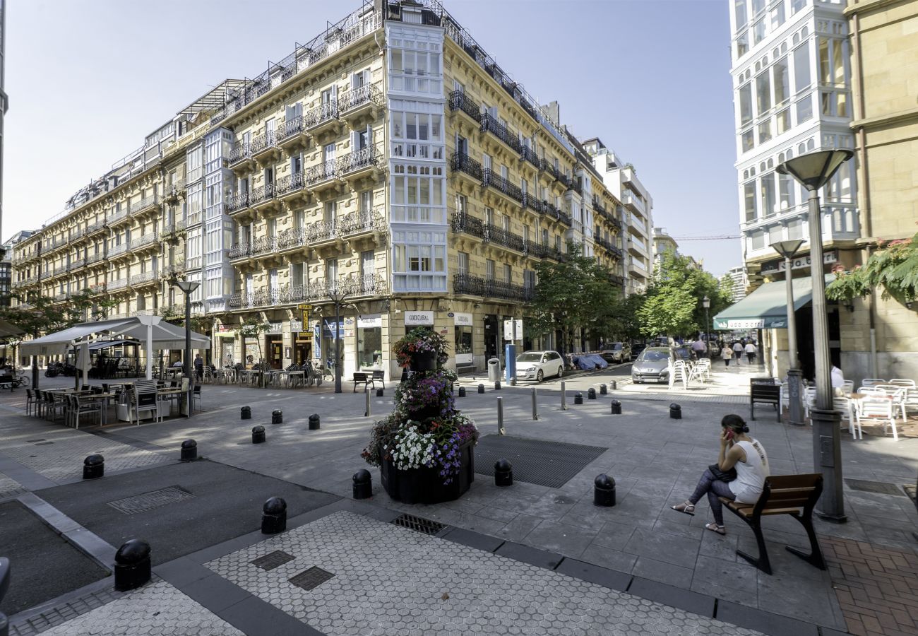 Apartment in San Sebastián - Always Easy I Suite Terraza