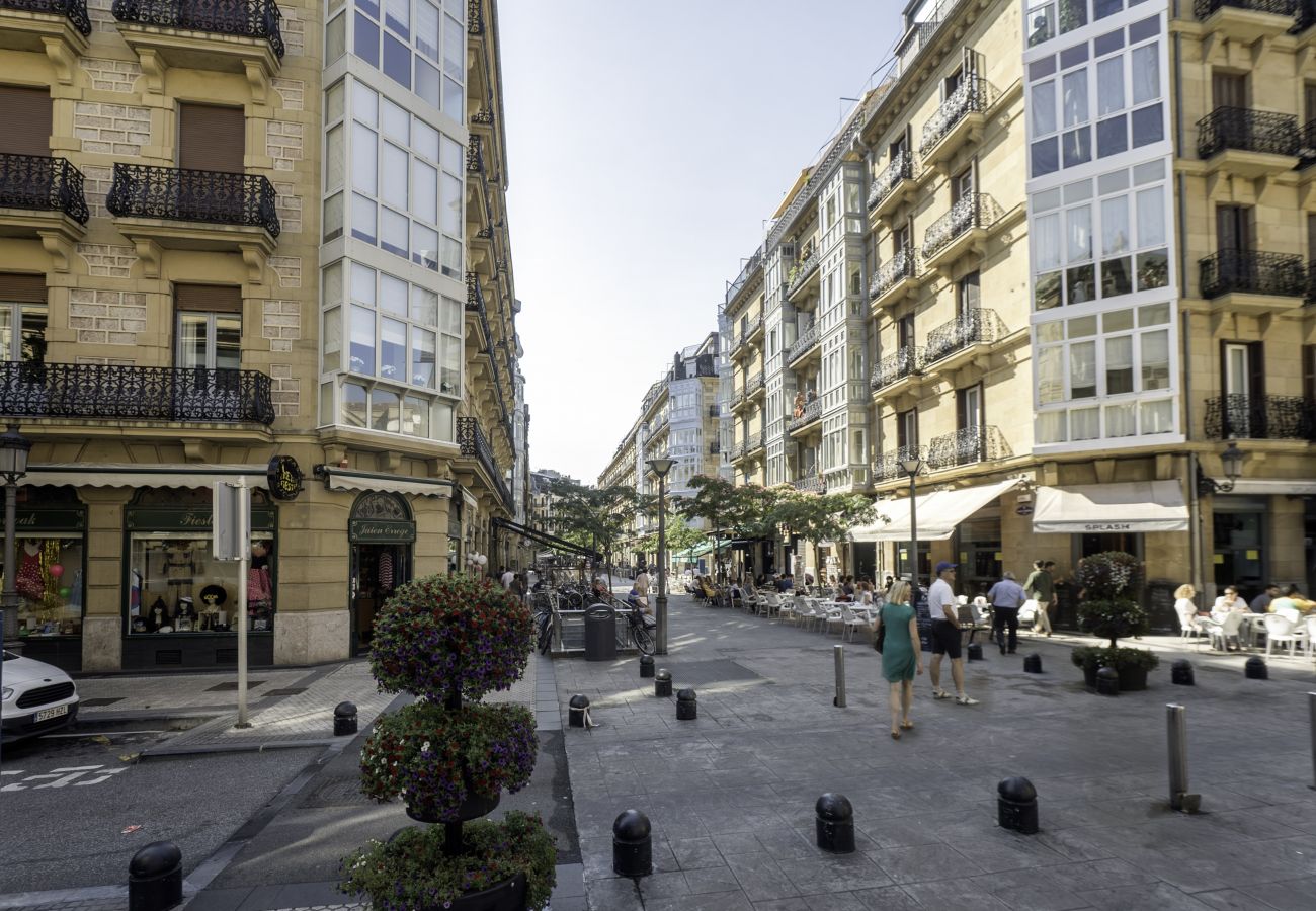 Apartment in San Sebastián - Always Easy I Suite Terraza