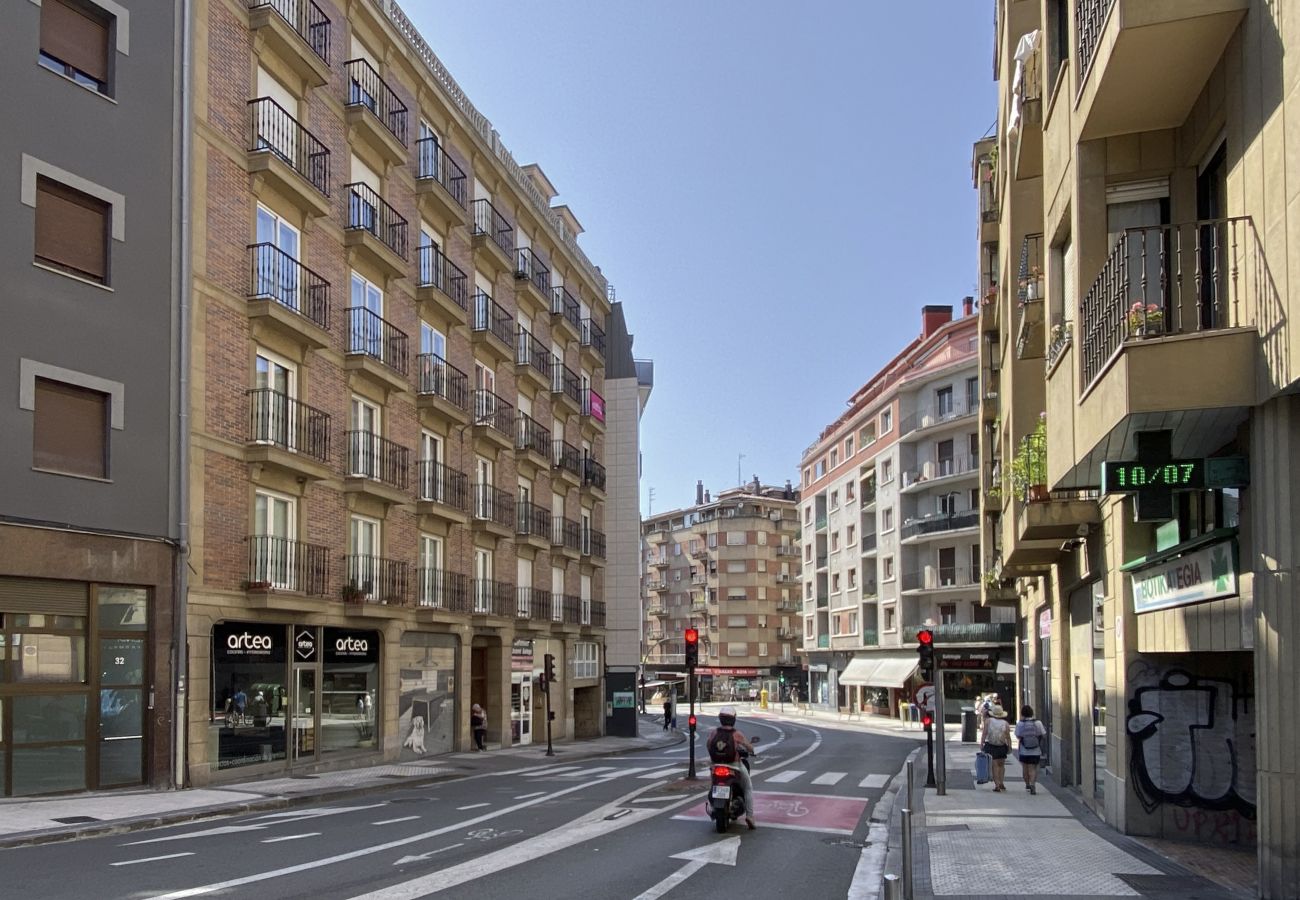 Apartment in San Sebastián - Always Easy I Cristina Enea